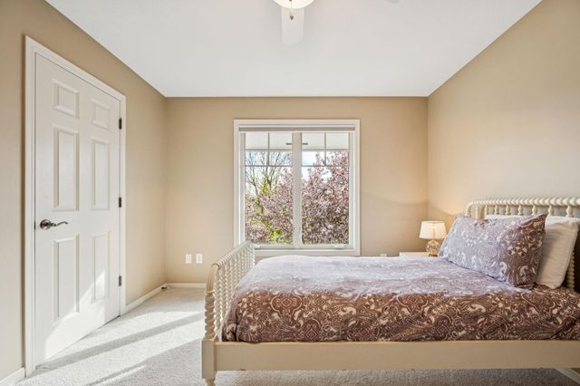 11356 Entrevaux Drive, Eden Prairie, MN 55347