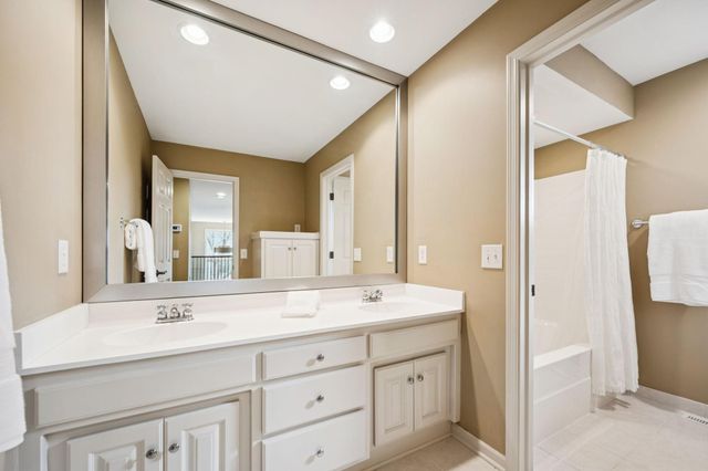 11356 Entrevaux Drive, Eden Prairie, MN 55347