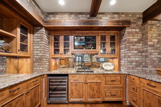11356 Entrevaux Drive, Eden Prairie, MN 55347