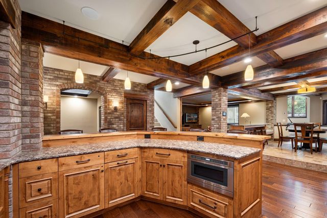 11356 Entrevaux Drive, Eden Prairie, MN 55347