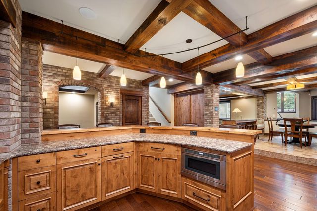11356 Entrevaux Drive, Eden Prairie, MN 55347