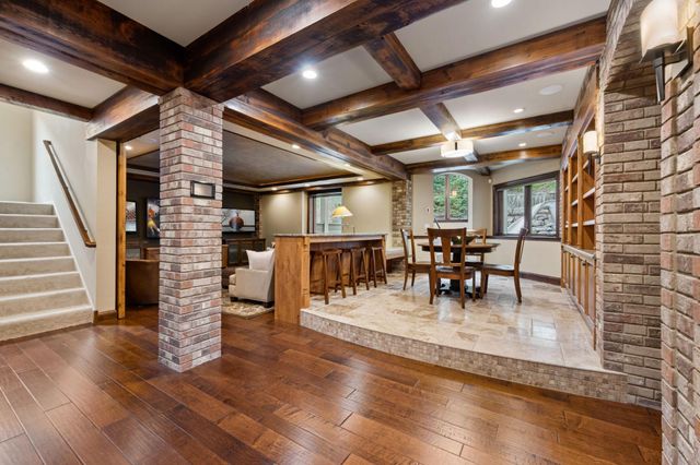 11356 Entrevaux Drive, Eden Prairie, MN 55347