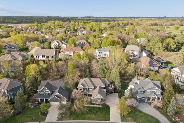 11356 Entrevaux Drive, Eden Prairie, MN 55347