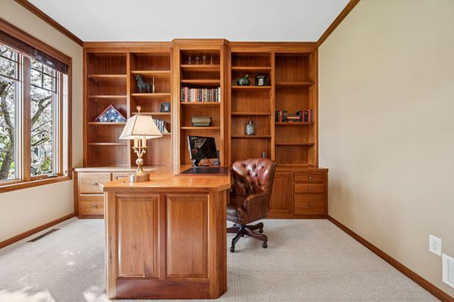 11356 Entrevaux Drive, Eden Prairie, MN 55347