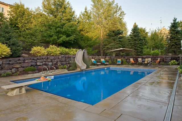 11356 Entrevaux Drive, Eden Prairie, MN 55347