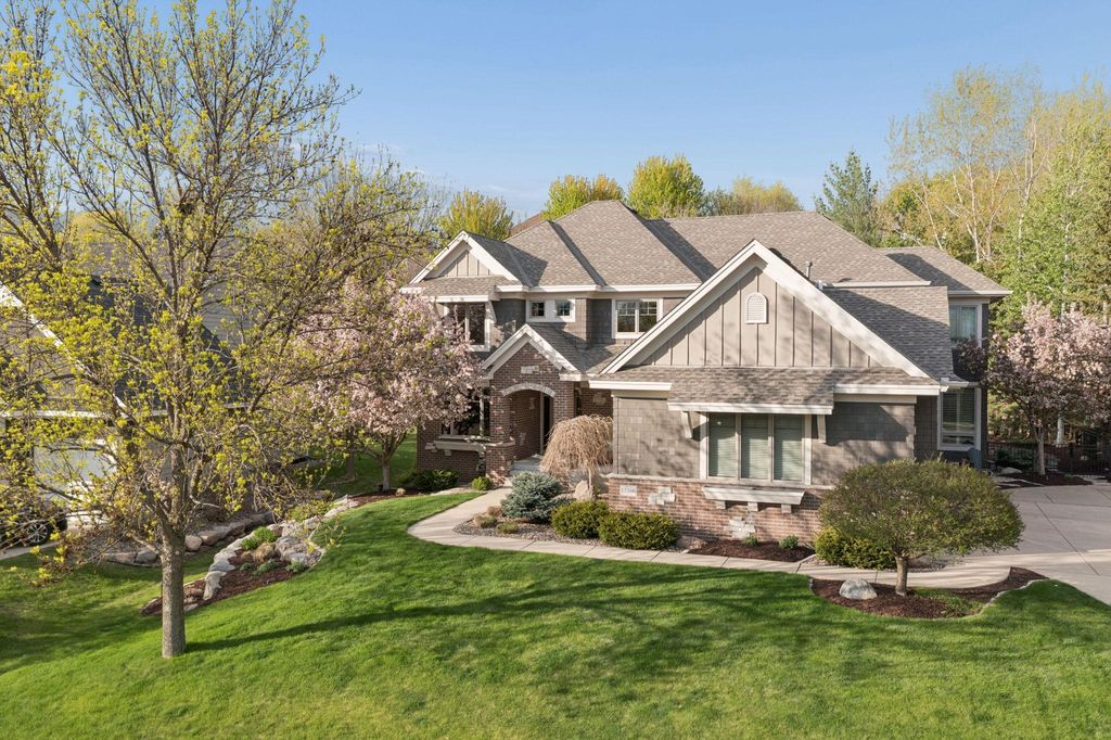 11356 Entrevaux Drive, Eden Prairie, MN 55347