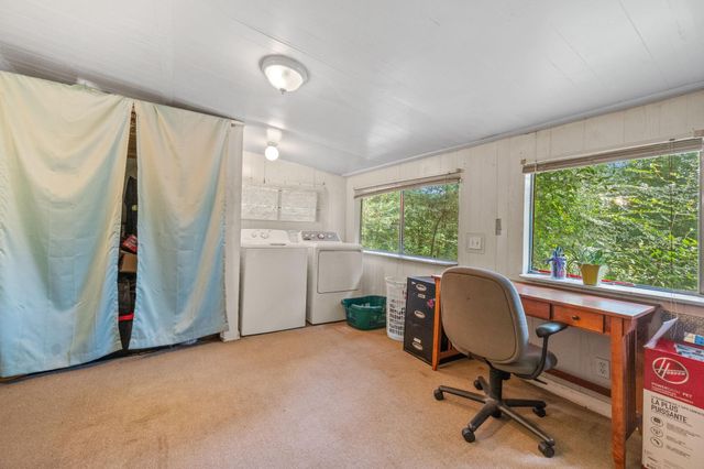 896 Wood Haven, Livingston, TX 77351