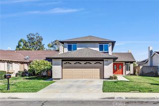 5495 E Village, Commerce, CA 90040