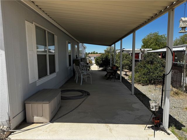 13999 Silver Lake Place, Victorville, CA 92395