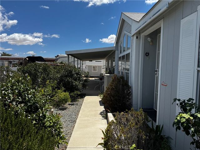 13999 Silver Lake Place, Victorville, CA 92395