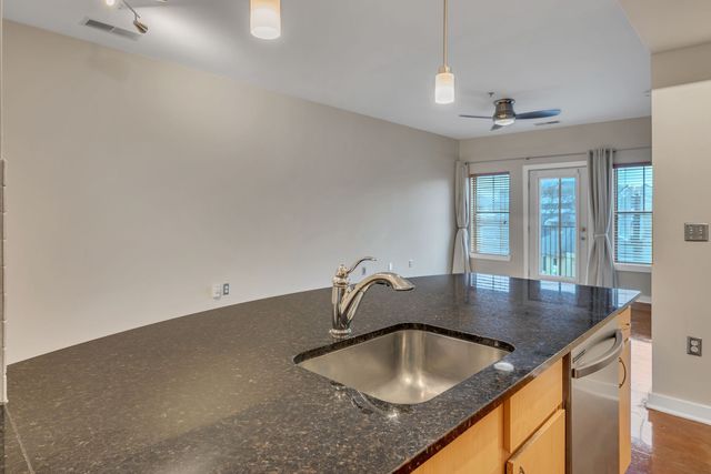 1803 Broadway Apt 430, Nashville, TN 37203