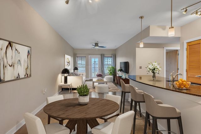 1803 Broadway Apt 430, Nashville, TN 37203