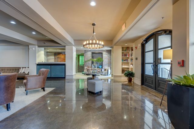 1803 Broadway Apt 430, Nashville, TN 37203