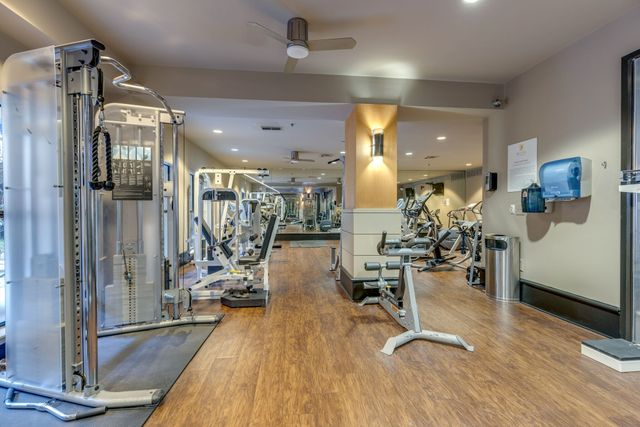 1803 Broadway Apt 430, Nashville, TN 37203