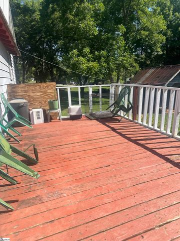 316 Pullham Road, Greenwood, SC 29646