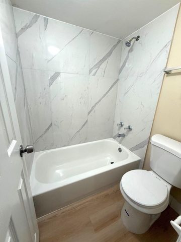 2451 NW 56th Avenue 206, Fort Lauderdale, FL 33313