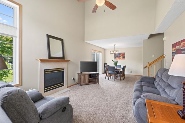 6193 Courtly Road E, Woodbury, MN 55125