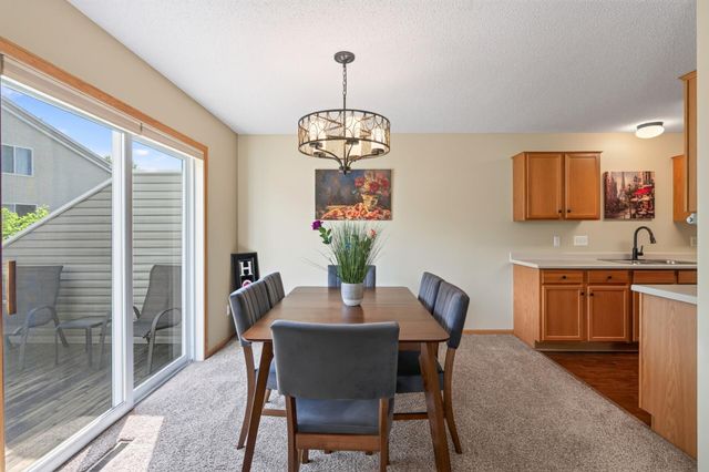 6193 Courtly Road E, Woodbury, MN 55125
