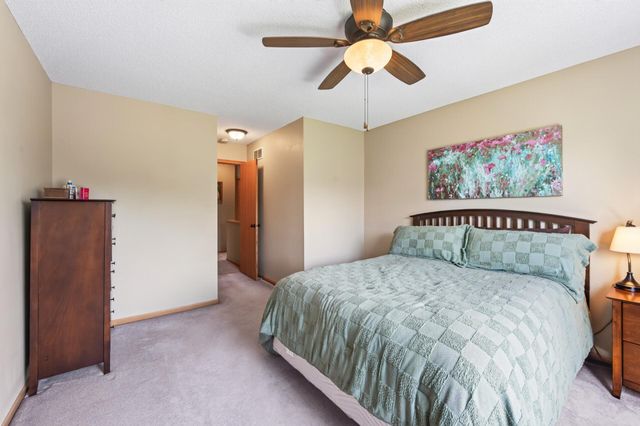 6193 Courtly Road E, Woodbury, MN 55125