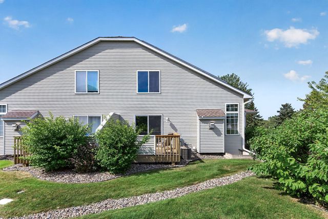 6193 Courtly Road E, Woodbury, MN 55125