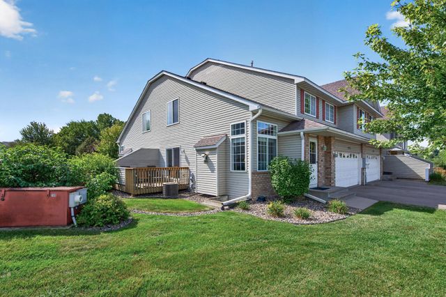 6193 Courtly Road E, Woodbury, MN 55125
