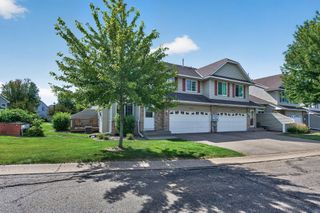6193 Courtly Road E, Woodbury, MN 55125