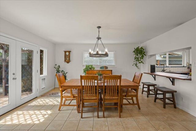 1330 Redwood Lane, Gilroy, CA 95020