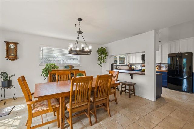 1330 Redwood Lane, Gilroy, CA 95020