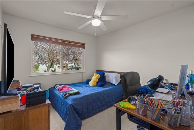 1330 Redwood Lane, Gilroy, CA 95020