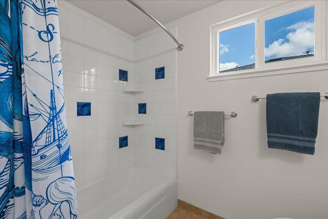 1330 Redwood Lane, Gilroy, CA 95020