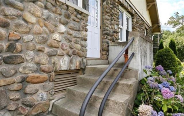 298 S Middletown Road 2FL, Nanuet, NY 10954