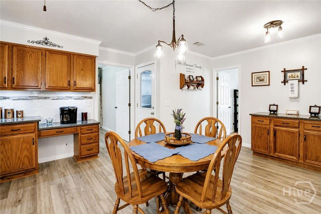 Image 13 of property listing at 6 Paddleford Drive, Rincon, GA 31326