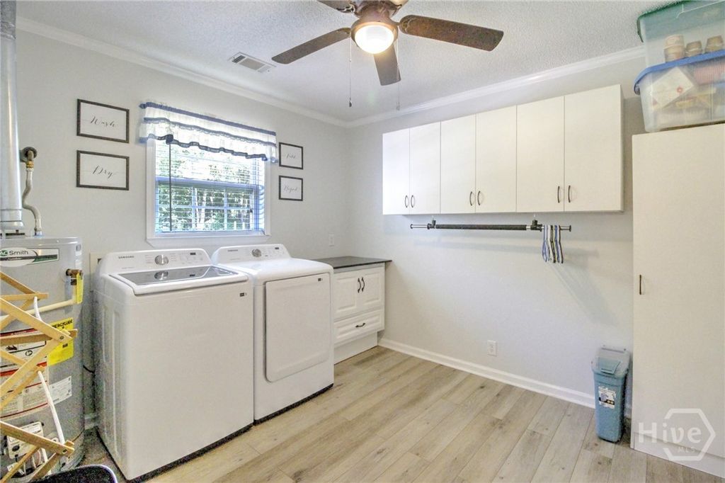 Image 16 of property listing at 6 Paddleford Drive, Rincon, GA 31326