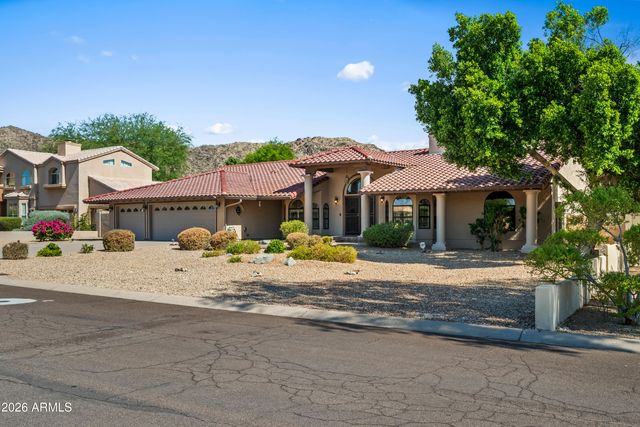 3714 E DAKOTA Drive, Phoenix, AZ 85044