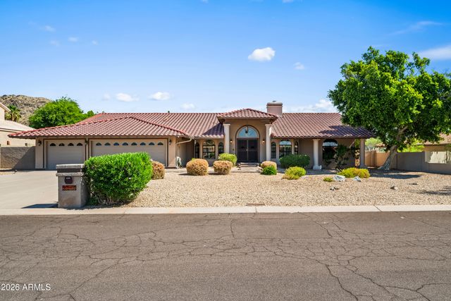 3714 E DAKOTA Drive, Phoenix, AZ 85044
