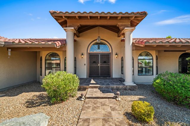3714 E DAKOTA Drive, Phoenix, AZ 85044