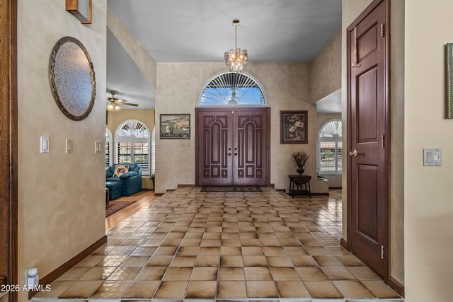 3714 E DAKOTA Drive, Phoenix, AZ 85044