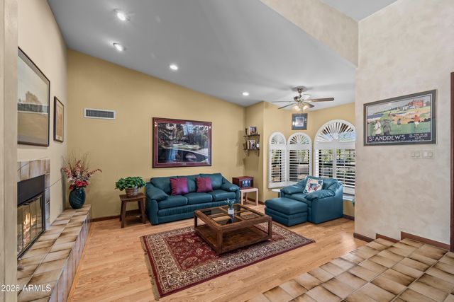 3714 E DAKOTA Drive, Phoenix, AZ 85044