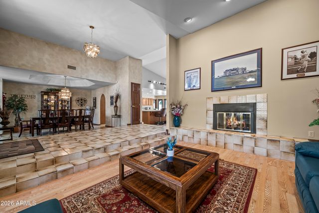 3714 E DAKOTA Drive, Phoenix, AZ 85044