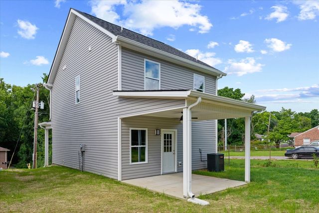 328 Mitchell St, Clarksville, TN 37042