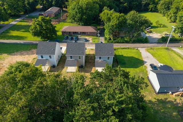 328 Mitchell St, Clarksville, TN 37042
