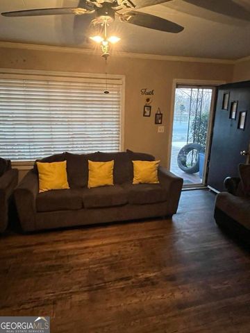 402 N Main Street, Swainsboro, GA 30401