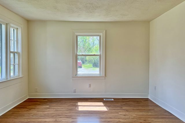 401 N High St, Franklin, KY 42134