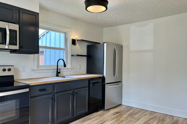 401 N High St, Franklin, KY 42134