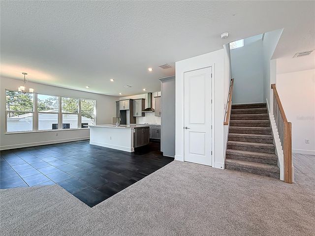 4732 W WALLCRAFT AVENUE, Tampa, FL 33611