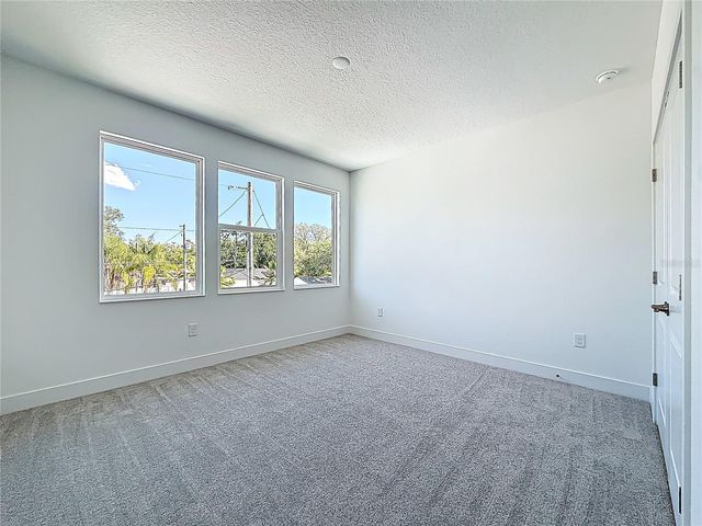 4732 W WALLCRAFT AVENUE, Tampa, FL 33611