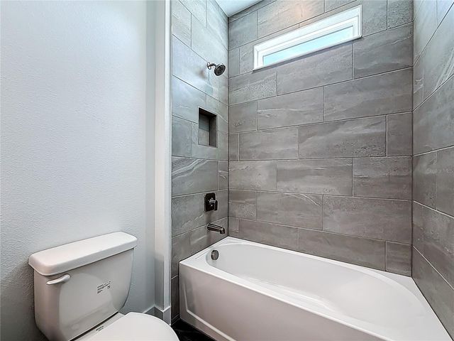 4732 W WALLCRAFT AVENUE, Tampa, FL 33611
