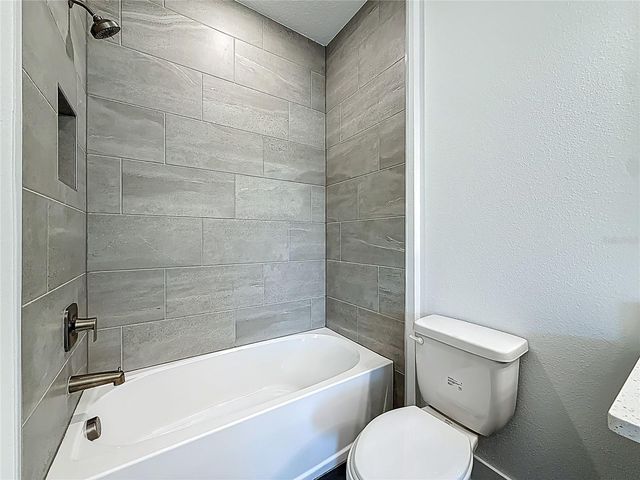 4732 W WALLCRAFT AVENUE, Tampa, FL 33611