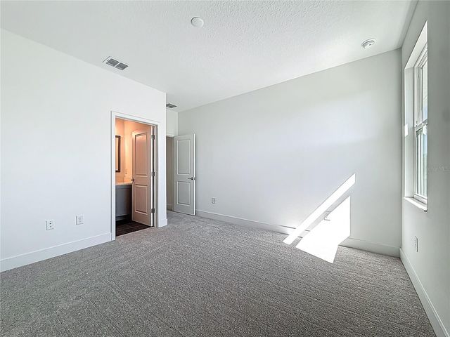 4732 W WALLCRAFT AVENUE, Tampa, FL 33611