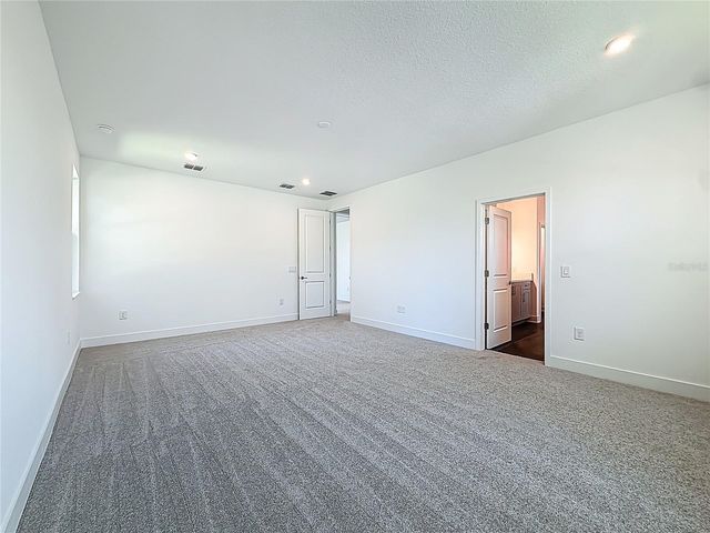 4732 W WALLCRAFT AVENUE, Tampa, FL 33611